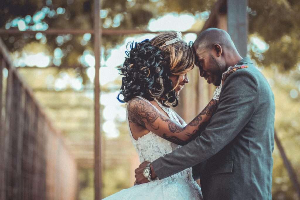 Before you fall in love, learn the secrets to a last relationship and true happiness 